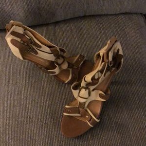 Zip back tan and brown high heels